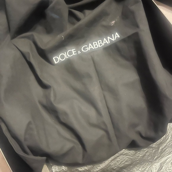 Dolce and Gabbana purse, barely used been in dust bag in box - Picture 6 of 7